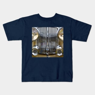 Vintage Car Radiator Grill, 1948 Triumph Roadster Kids T-Shirt